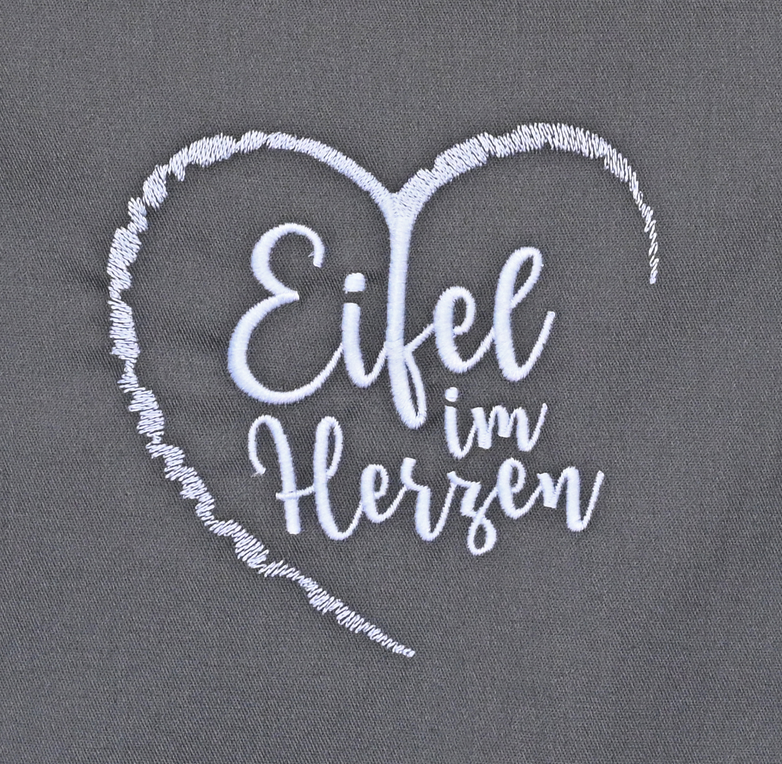 Grill- und Kochschürze terra Motiv "Eifel im Herzen" - Latzschürze