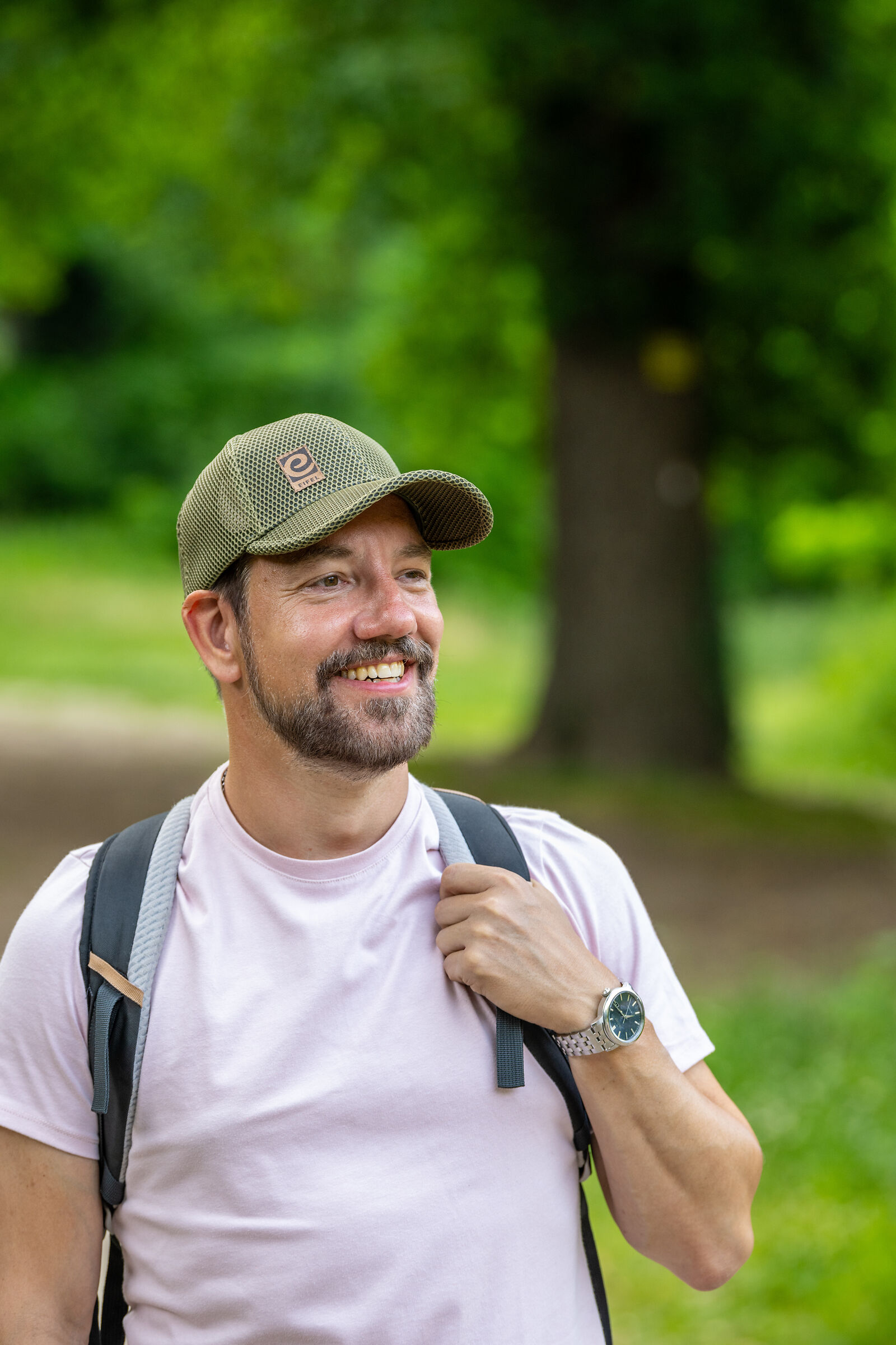 Base-Cap Mesh olive